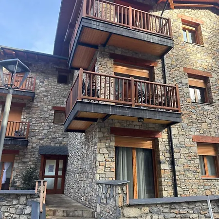 Cal Recons 3* La Molina (Girona)
