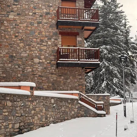 Cal Recons Aparthotel La Molina (Girona)